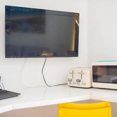 アパート Blekitny Wieloryb Przy Plazy, Molo, Idealny Dla Podroznikow ソポト