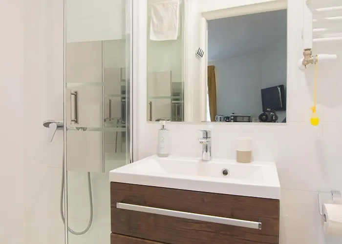 Blekitny Wieloryb Przy Plazy, Molo, Idealny Dla Podroznikow アパート