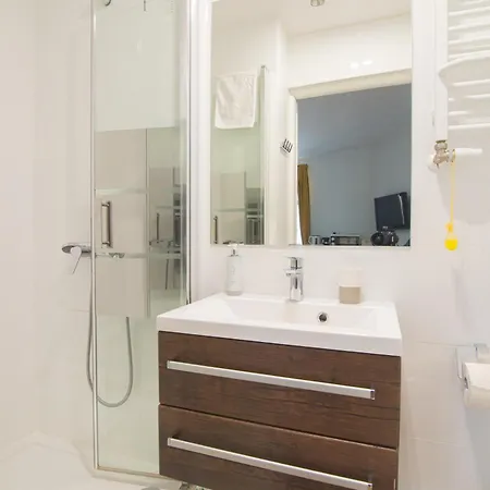 Blekitny Wieloryb Przy Plazy, Molo, Idealny Dla Podroznikow Apartment