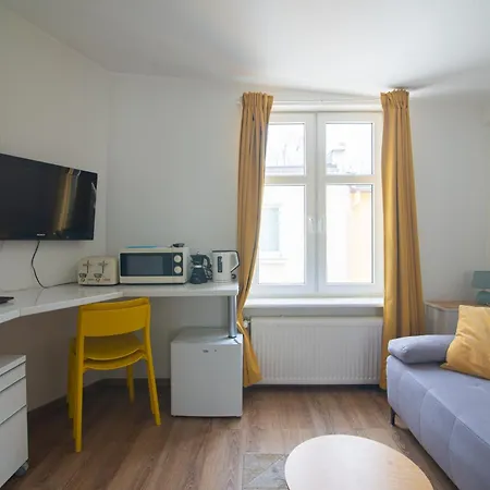 Apartment Blekitny Wieloryb Przy Plazy, Molo, Idealny Dla Podroznikow